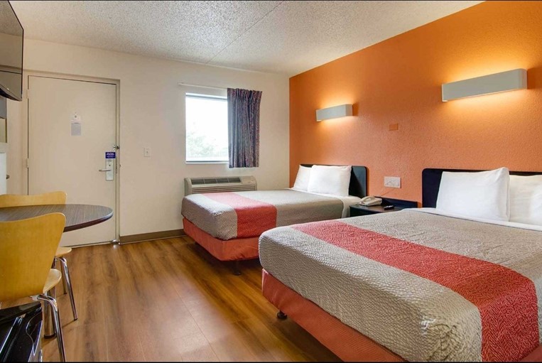 Motel 6 Salina Kansas - 